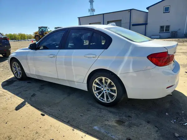 WBA8E5G50GNT94600 2016 BMW 3ER - Image 2