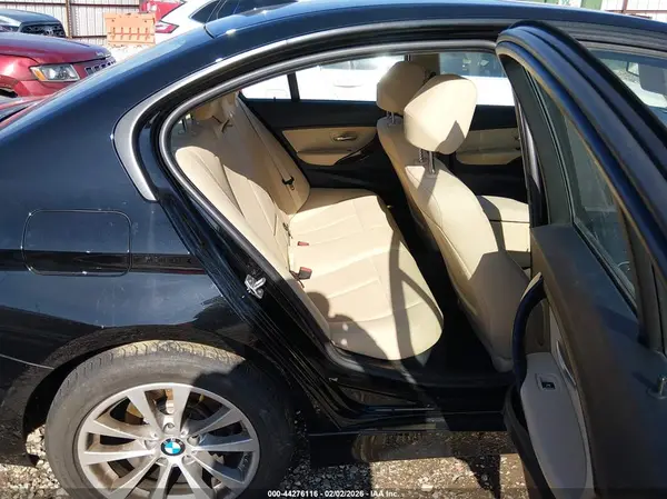 WBA8E5G50HNU22784 2017 BMW 3ER - Image 8