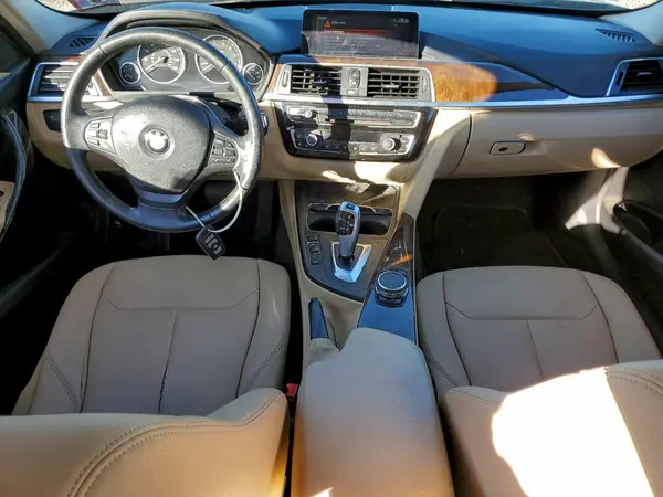 WBA8E5G50HNU41495 2017 BMW 3ER - Image 8