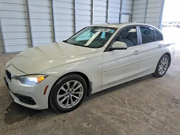 WBA8E5G50HNU41545 2017 BMW 3ER - Image 1