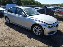 WBA8E5G50JNU46329 2018 BMW 3ER