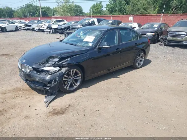 WBA8E5G50JNU46945 2018 BMW 3ER - Image 2