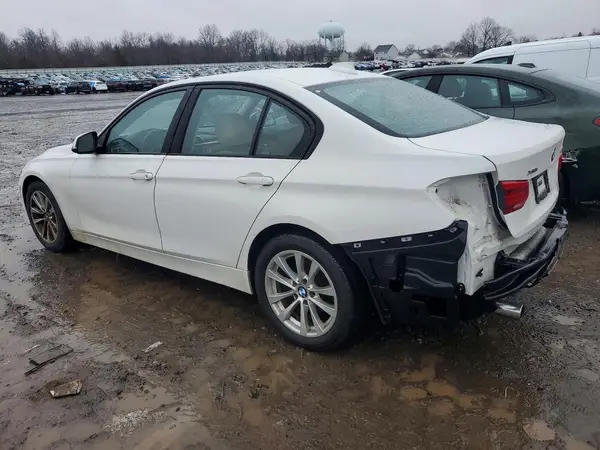 WBA8E5G50JNU47481 2018 BMW 3ER - Image 2