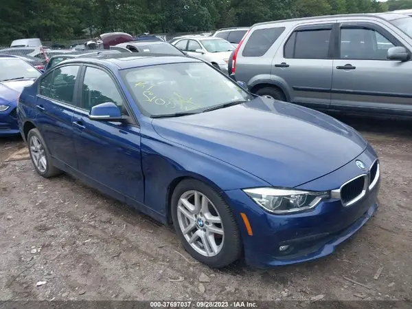 WBA8E5G50JNV03130 2018 BMW 3ER - Image 1