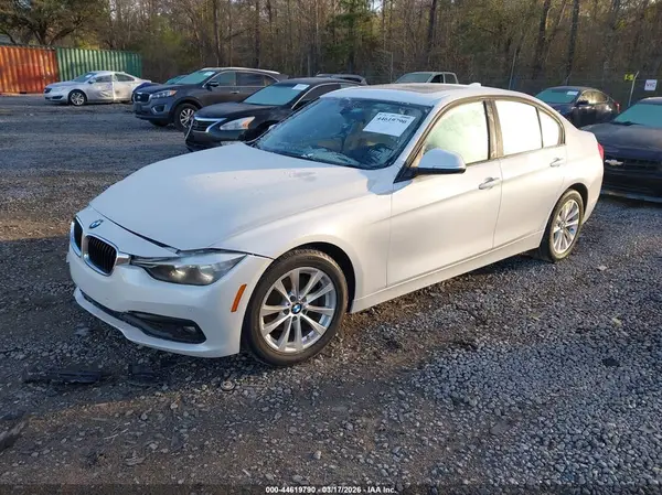 WBA8E5G51GNT94704 2016 BMW 3ER - Image 2