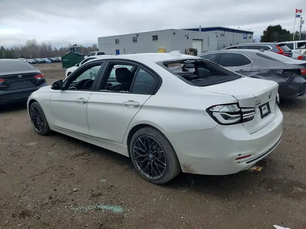 WBA8E5G51GNT94900 2016 BMW 3ER - Image 2