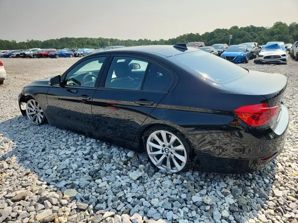 WBA8E5G51HNU41389 2017 BMW 3ER - Image 2