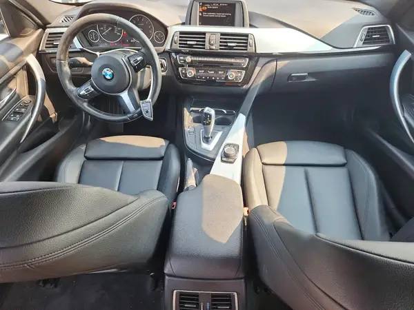 WBA8E5G51HNU41389 2017 BMW 3ER - Image 8