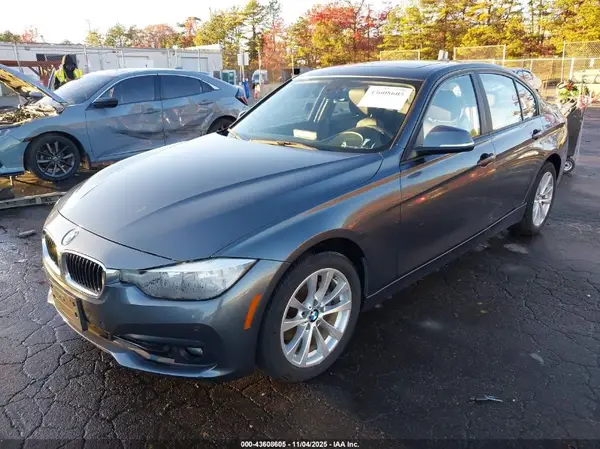 WBA8E5G51HNU41747 2017 BMW 3ER - Image 2