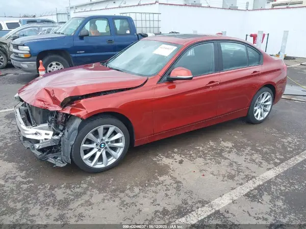 WBA8E5G51JNU45898 2018 BMW 3ER - Image 2