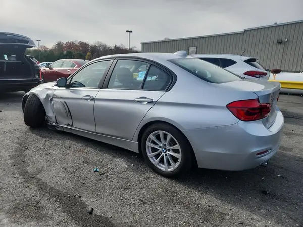 WBA8E5G51JNV02035 2018 BMW 3ER - Image 2