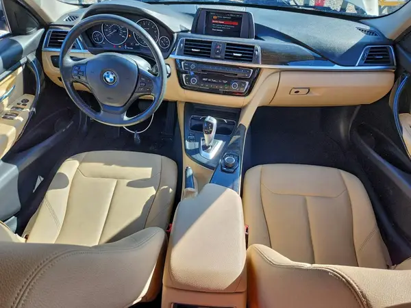 WBA8E5G51JNV02567 2018 BMW 3ER - Image 8