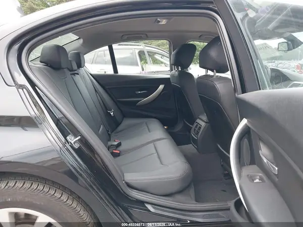 WBA8E5G52GNT40781 2016 BMW 3ER - Image 8