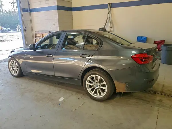 WBA8E5G52GNT40988 2016 BMW 3ER - Image 2