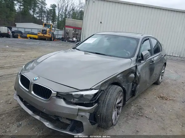 WBA8E5G52GNT93058 2016 BMW 3ER - Image 2