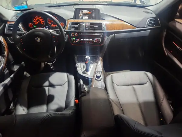 WBA8E5G52GNU20565 2016 BMW 3ER - Image 8