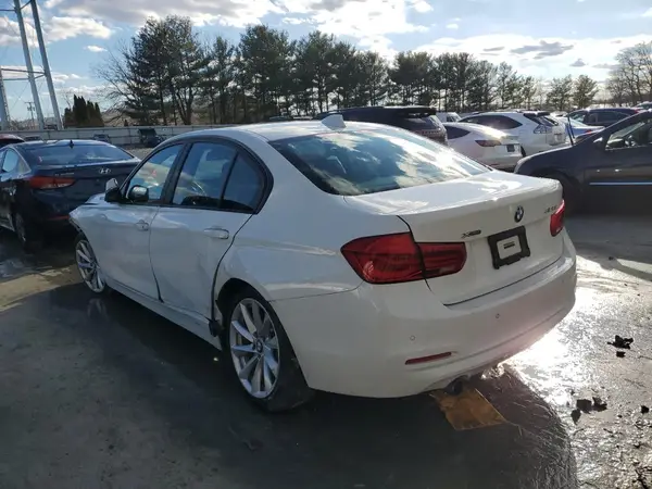 WBA8E5G52GNU20601 2016 BMW 3ER - Image 2