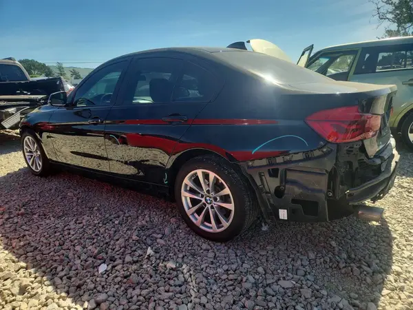 WBA8E5G52HNU41451 2017 BMW 3ER - Image 2