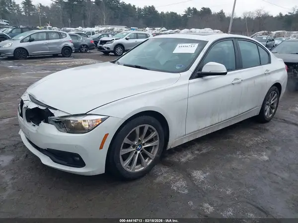 WBA8E5G52HNU42308 2017 BMW 3ER - Image 2