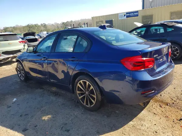 WBA8E5G52JNU47840 2018 BMW 3ER - Image 2