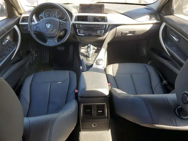 WBA8E5G52JNU47840 2018 BMW 3ER - Image 8