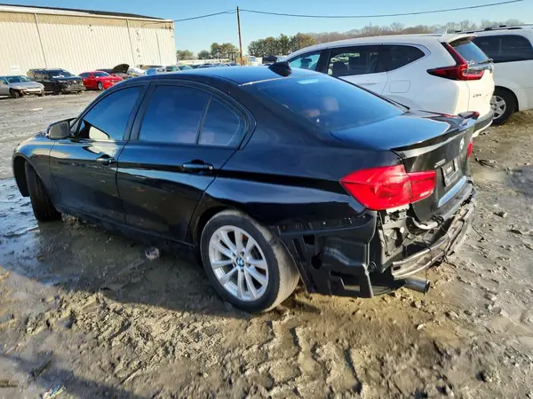 WBA8E5G52JNV02884 2018 BMW 3ER - Image 2