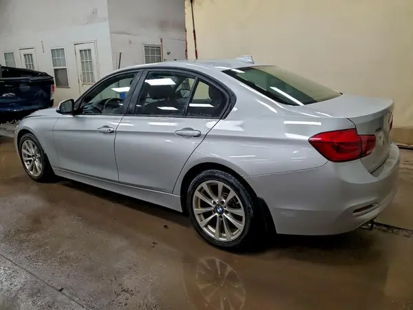 WBA8E5G53GNT94784 2016 BMW 3ER - Image 2