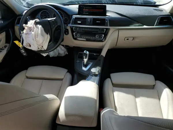 WBA8E5G53JNU45837 2018 BMW 3ER - Image 8