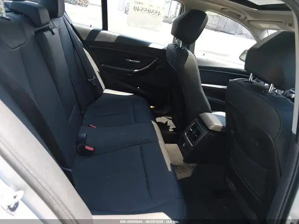 WBA8E5G53JNU46339 2018 BMW 3ER - Image 8