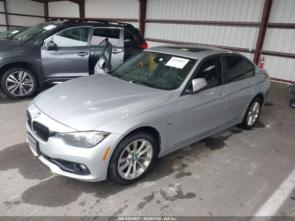 WBA8E5G54GNT40667 2016 BMW 3ER - Image 2
