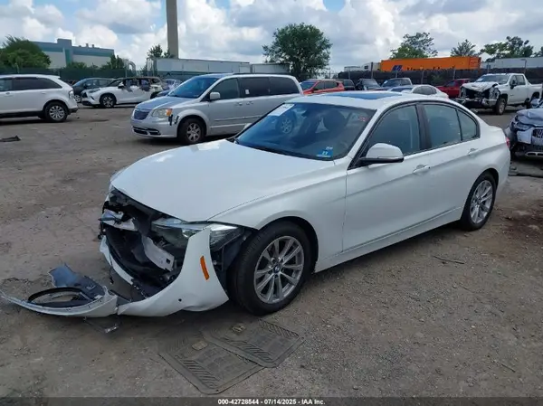 WBA8E5G54GNT41656 2016 BMW 3ER - Image 2