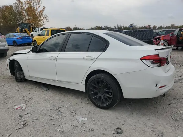 WBA8E5G54GNT41978 2016 BMW 3ER - Image 2