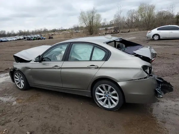 WBA8E5G54GNT93028 2016 BMW 3ER - Image 2