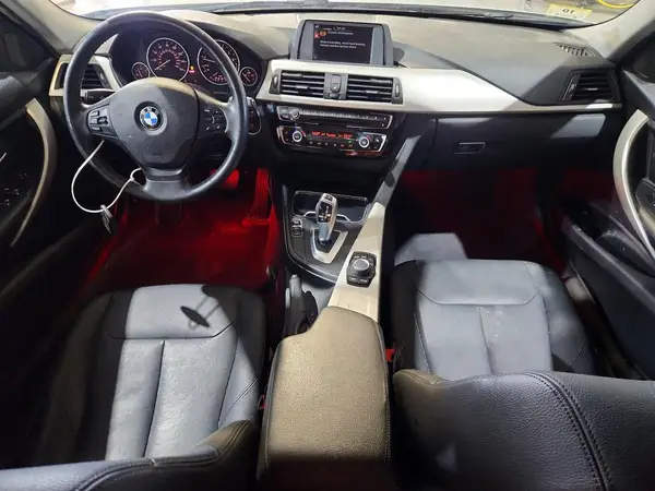 WBA8E5G54GNT93398 2016 BMW 3ER - Image 8