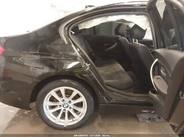 WBA8E5G54GNT93806 2016 BMW 3ER - Image 8