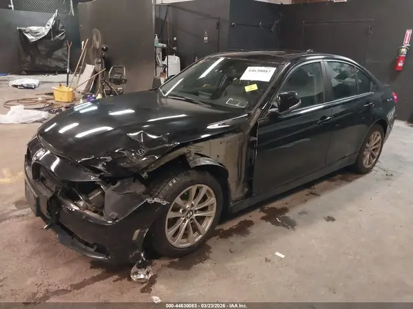 WBA8E5G54GNT94034 2016 BMW 3ER - Image 2