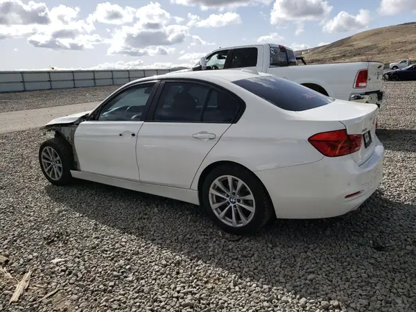 WBA8E5G54GNU20096 2016 BMW 3ER - Image 2