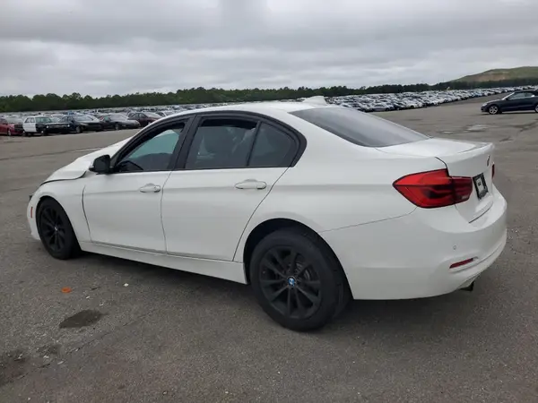 WBA8E5G54GNU20194 2016 BMW 3ER - Image 2