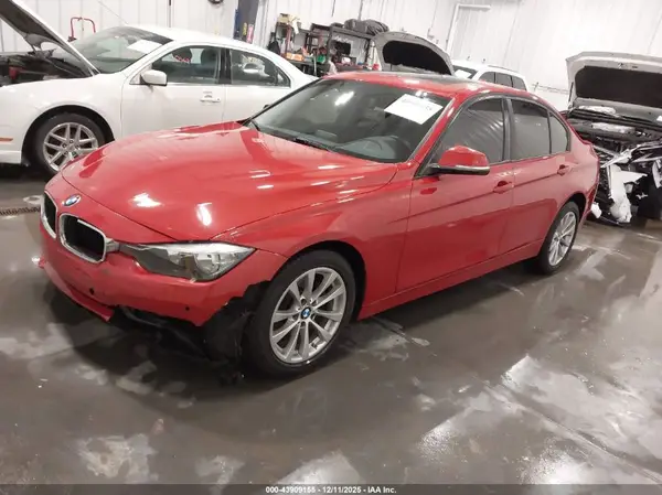 WBA8E5G54GNU21426 2016 BMW 3ER - Image 2