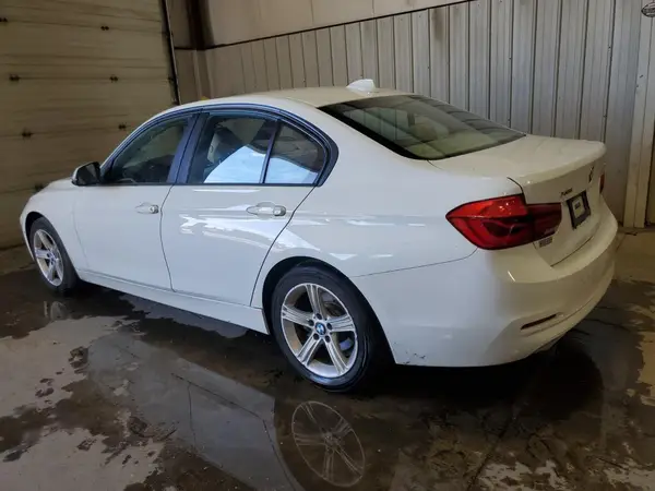 WBA8E5G54GNU22124 2016 BMW 3ER - Image 2