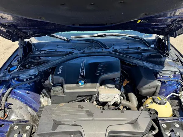 WBA8E5G54JNU47029 2018 BMW 3ER - Image 8