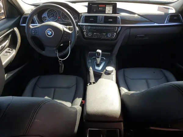 WBA8E5G54JNU47239 2018 BMW 3ER - Image 8