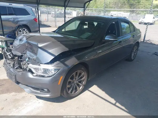 WBA8E5G54JNU47404 2018 BMW 3ER - Image 2