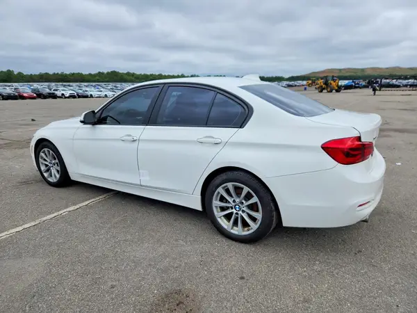 WBA8E5G54JNU47953 2018 BMW 3ER - Image 2