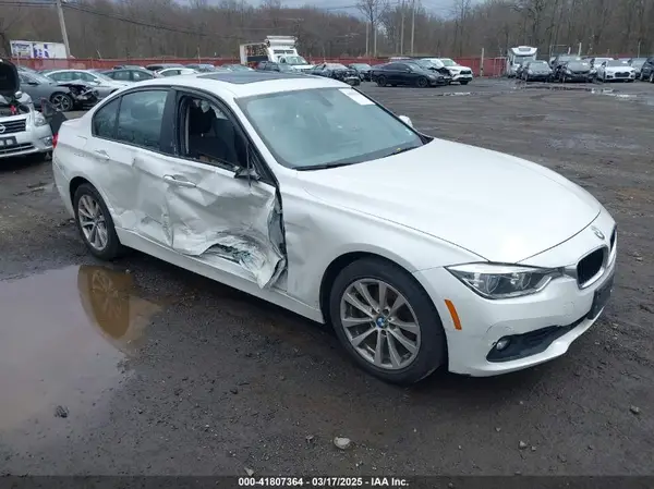 WBA8E5G54JNV02904 2018 BMW 3ER - Image 1
