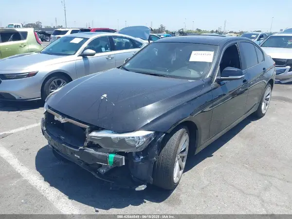 WBA8E5G55GNT94401 2016 BMW 3ER - Image 2