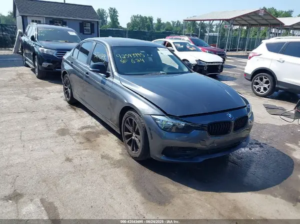 WBA8E5G55GNU19927 2016 BMW 3ER - Image 1