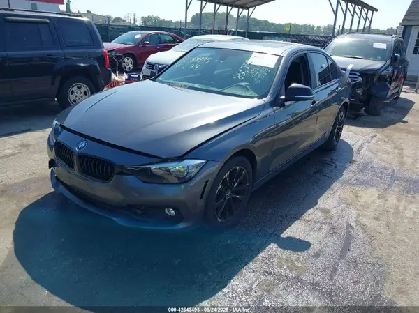 WBA8E5G55GNU19927 2016 BMW 3ER - Image 2