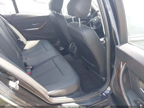 WBA8E5G55GNU20057 2016 BMW 3ER - Image 8