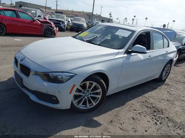 WBA8E5G55GNU20284 2016 BMW 3ER - Image 2